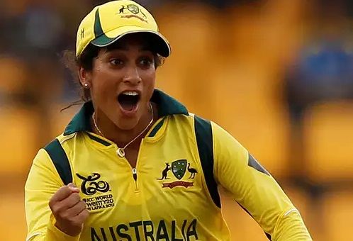 Lisa Carprini Sthalekar is one of the best female cricketers in the world