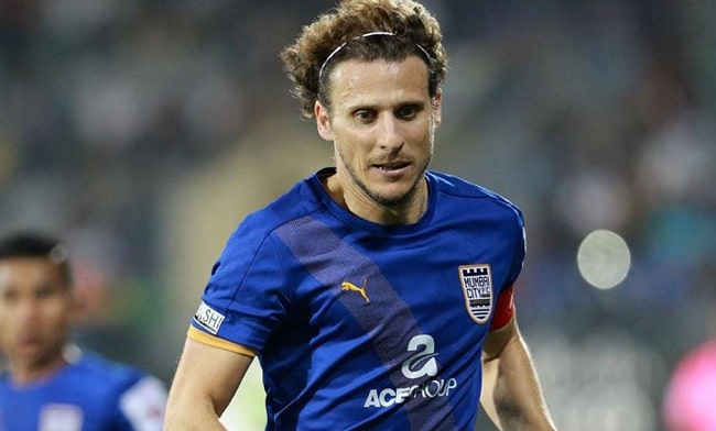 Diego Forlan is the 2nd most expensive transfers in ISL history.